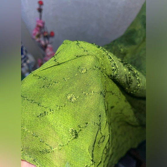 Dark Green Boutique Dress - Picture 13 of 15